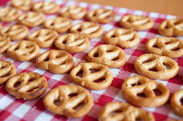 Peanut Butter Pretzel Cookies